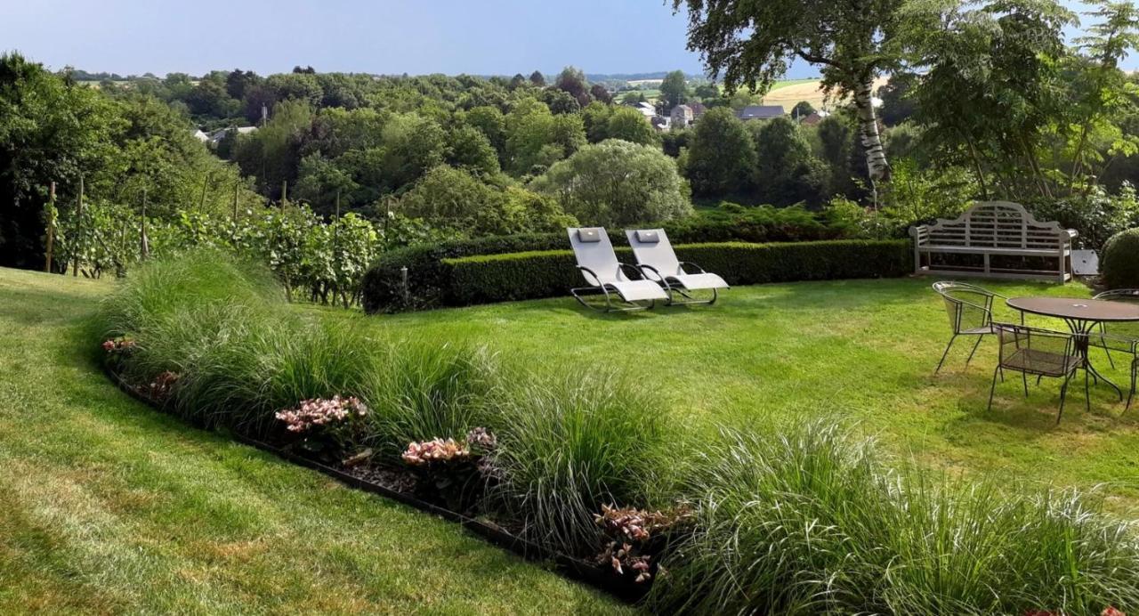 B&B Les Cresses Ciney Exterior foto